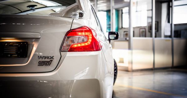 Subaru auto - Subaru WRX STi 2015