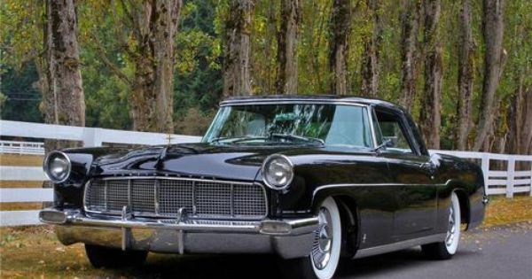 Lincoln automobile - fine image