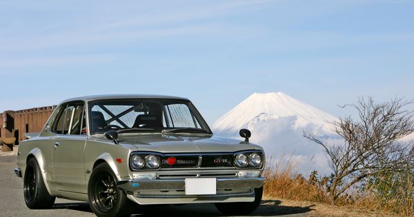 Nissan automobile - image