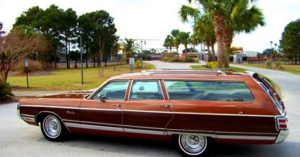 1972-Chrysler Town and Country Station Wagon | See more about Town And Country, Station Wagon and Austin Powers.