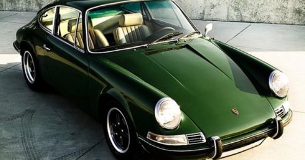 #Nothing like the classic 911.  #Repin Thanks    http://wp.me/p291tj-9K | See more about Porsche, Cars and Porsche 911.