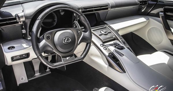 Lexus auto - fine photo