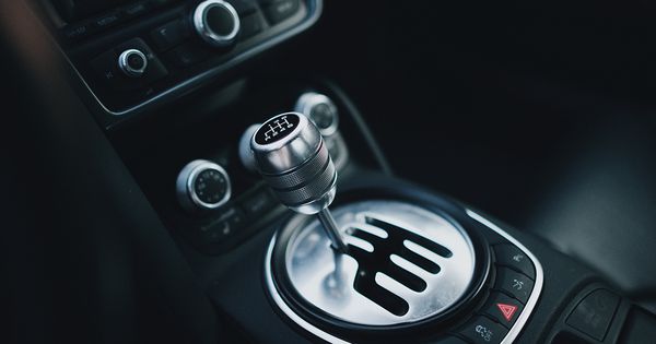Audi-r8-michael-morelli-shift-console.jpg 1,200A?798 pixels