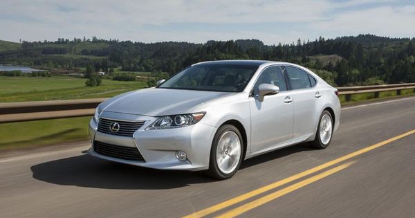 2014 Lexus ES 350 review notes, specs, photos, pricing - Autoweek | See more about Note, Cars and Articles.