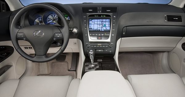 Lexus auto - good image