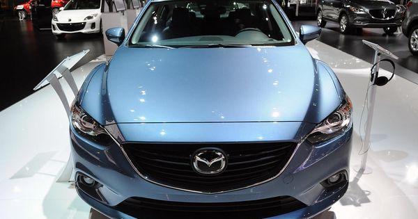 Mazda auto - photo