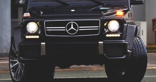 Mercedes-Benz auto - picture