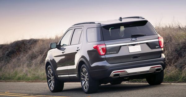 Ford auto - 2016 Ford Explorer