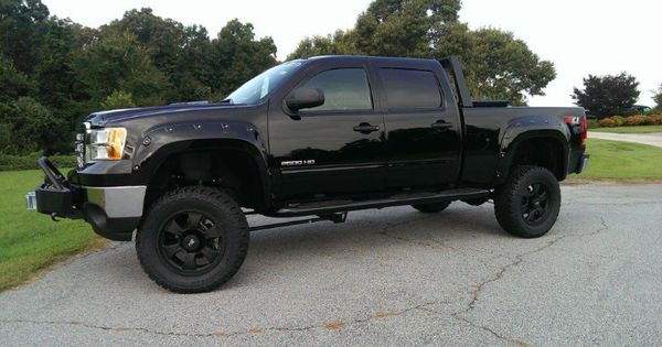 not a GMC Sierra - its a Chevrolet Z71 lifted black truck | See more about Trucks, Chevrolet and Chevy Trucks.