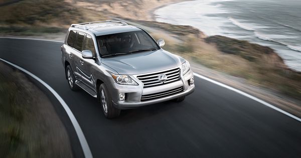 Photo Lookbook: Full Screen Images of 2014 Lexus LX 560 | See more about Screens, Models and Image.