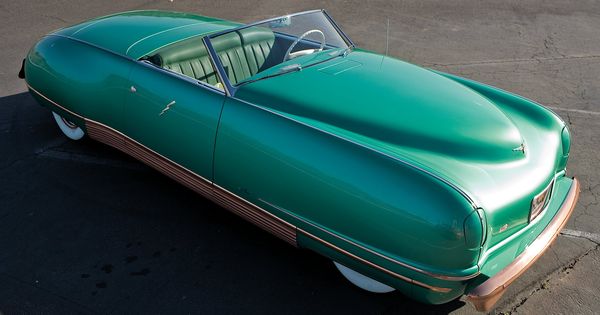 Chrysler automobile - photo