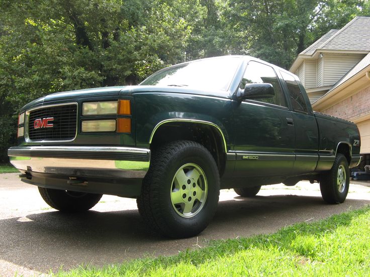 1995_gmc_sierra_1500_2_dr_k1500_sle_4wd_extended_cab_sb-pic-3060811059831958028 | See more about Html.